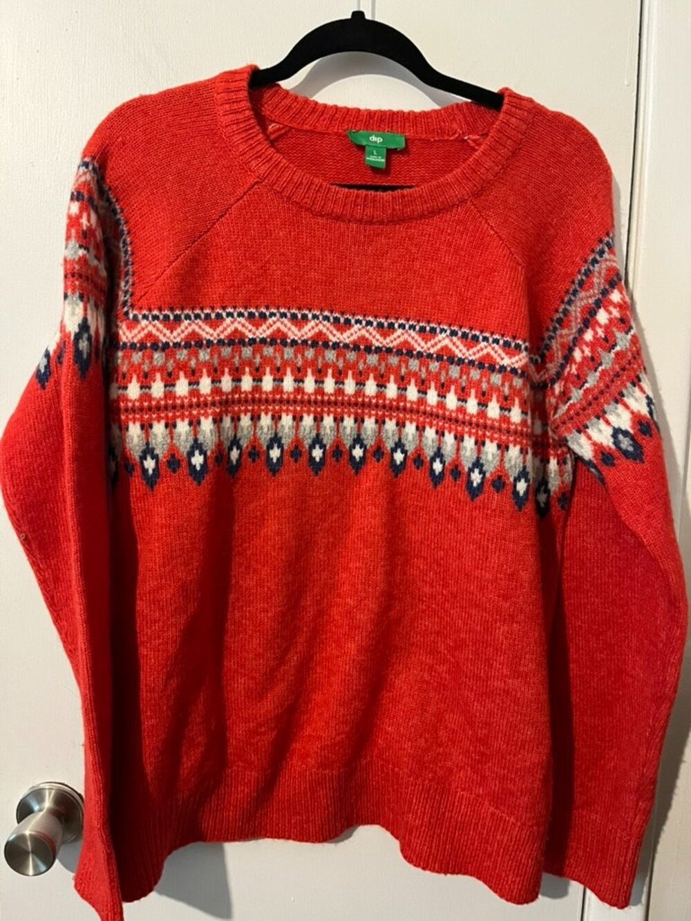DIP RED PRINT CREW NECK SWEATER SZ L